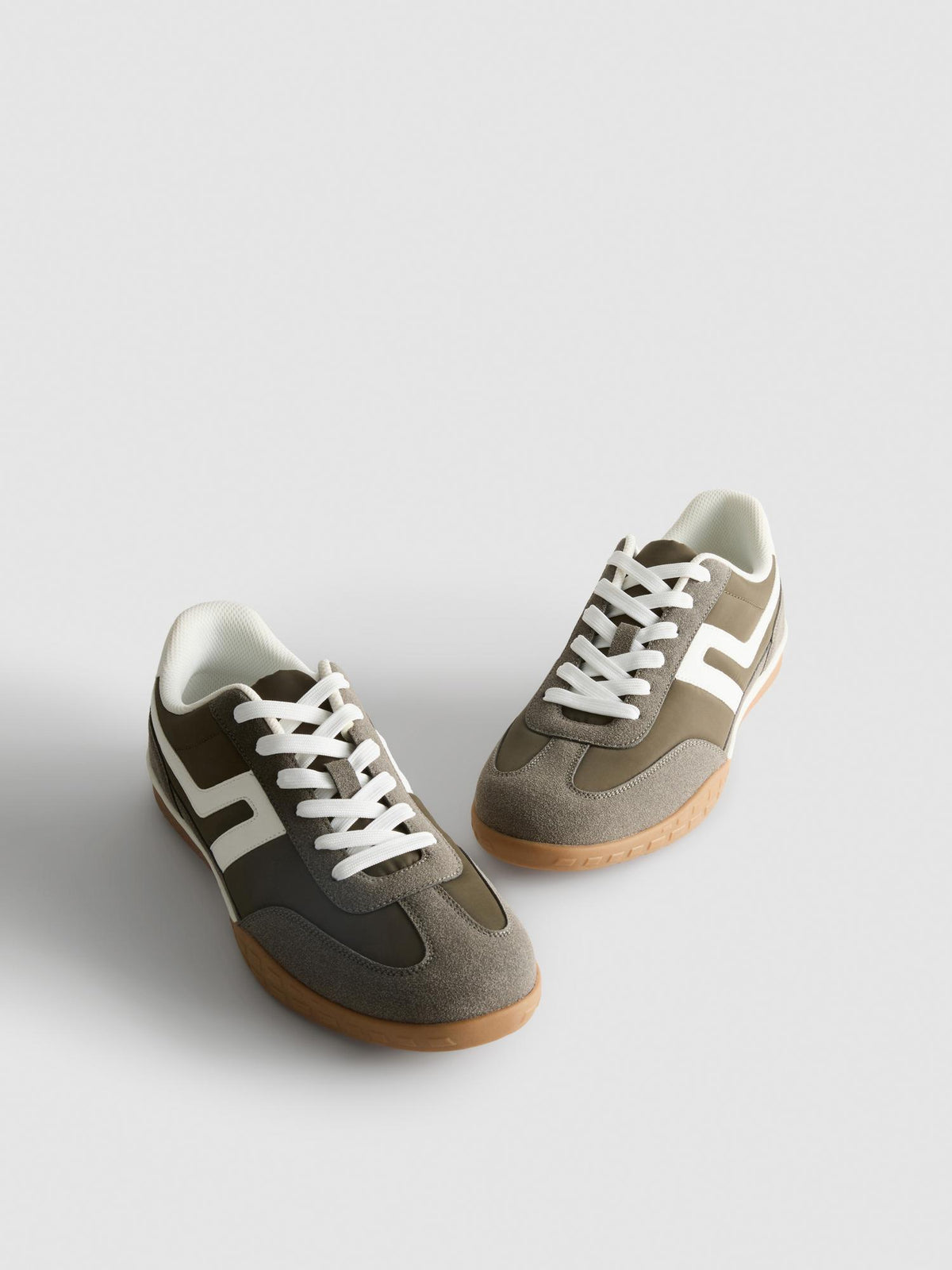 Contrast Panel Trainers - Khaki