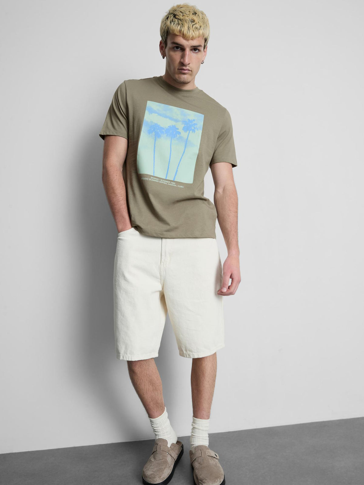 Palm Tree Graphic T-Shirt - Khaki