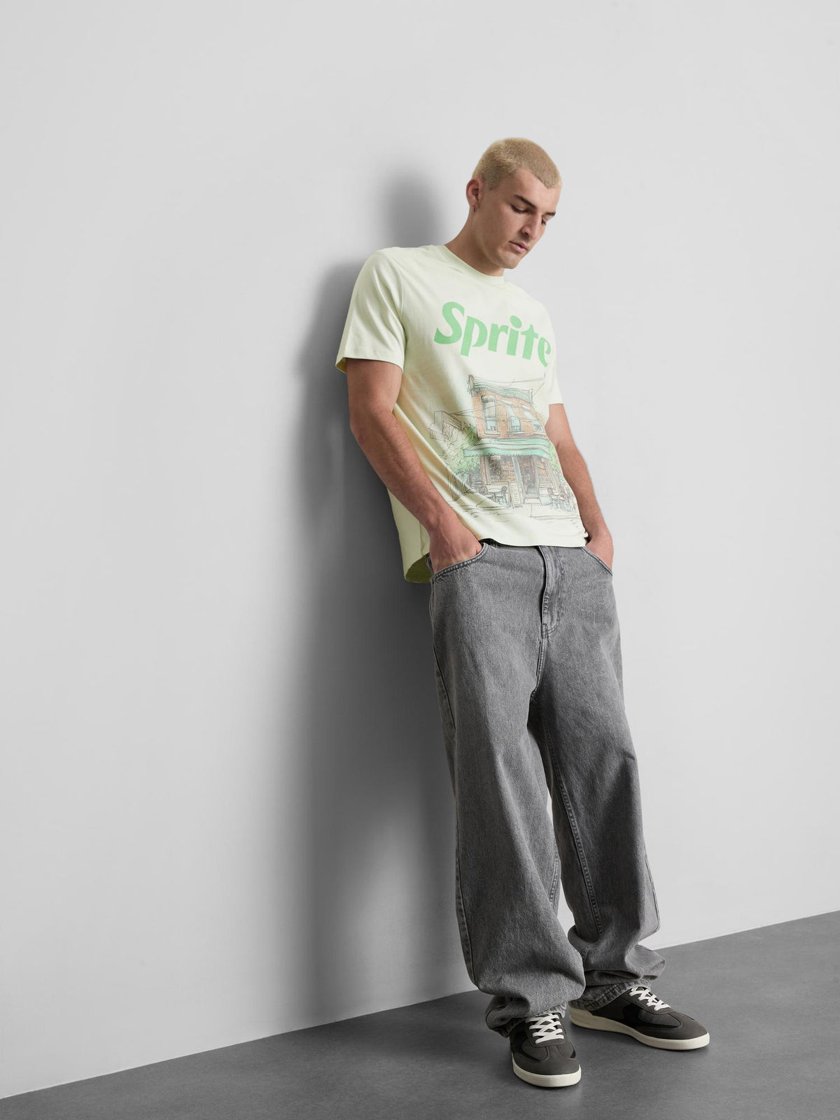 Sprite Graphic T-Shirt - Light Green