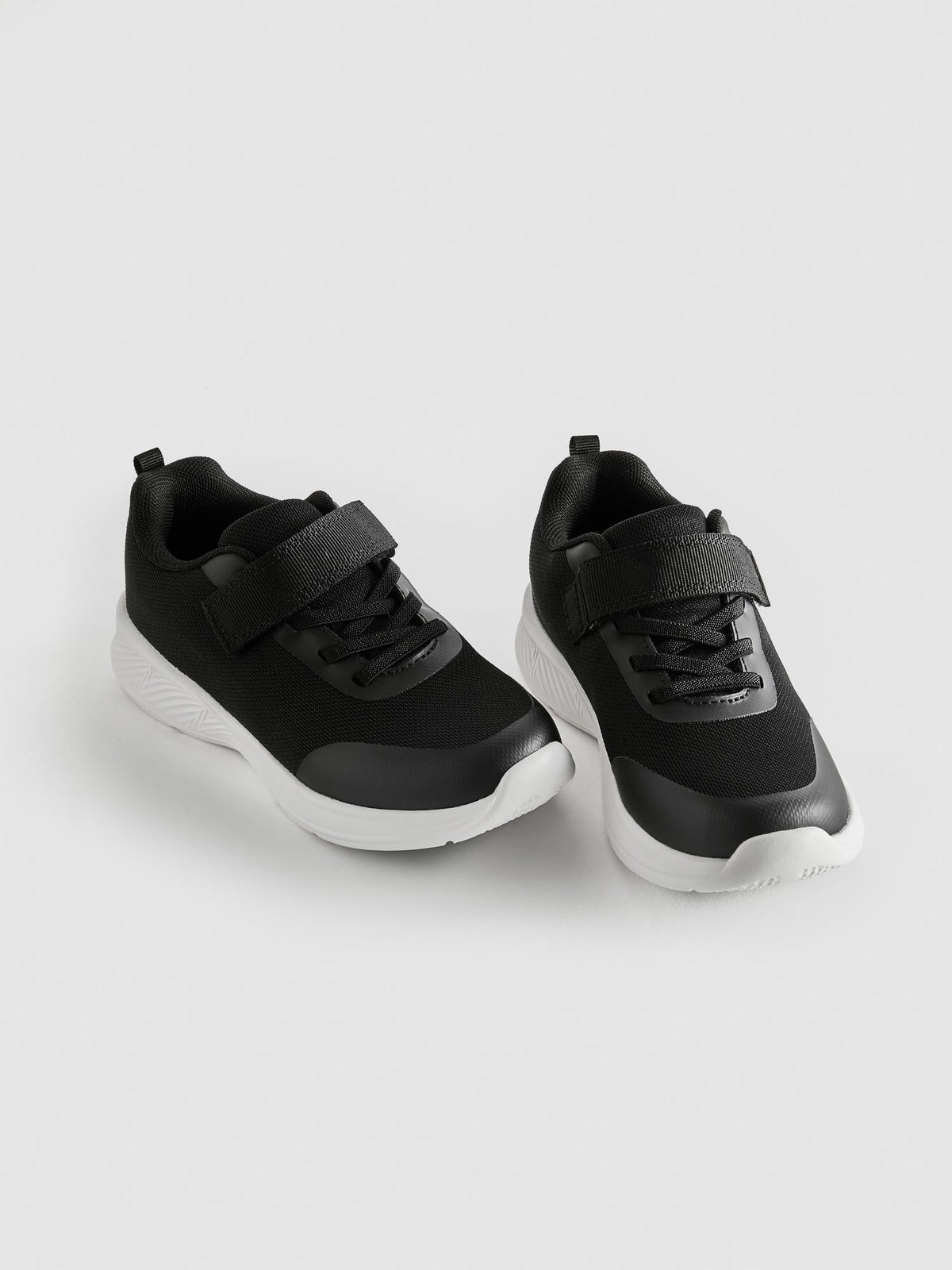 Low-Top Trainers - Black