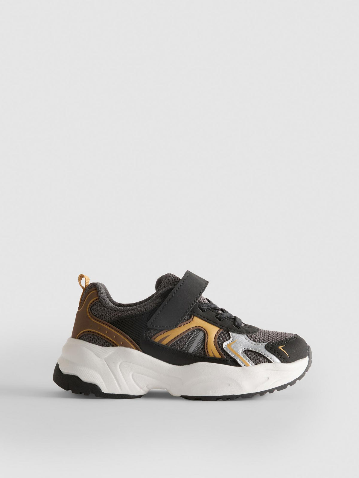 Chunky Trainers - Black/Nude