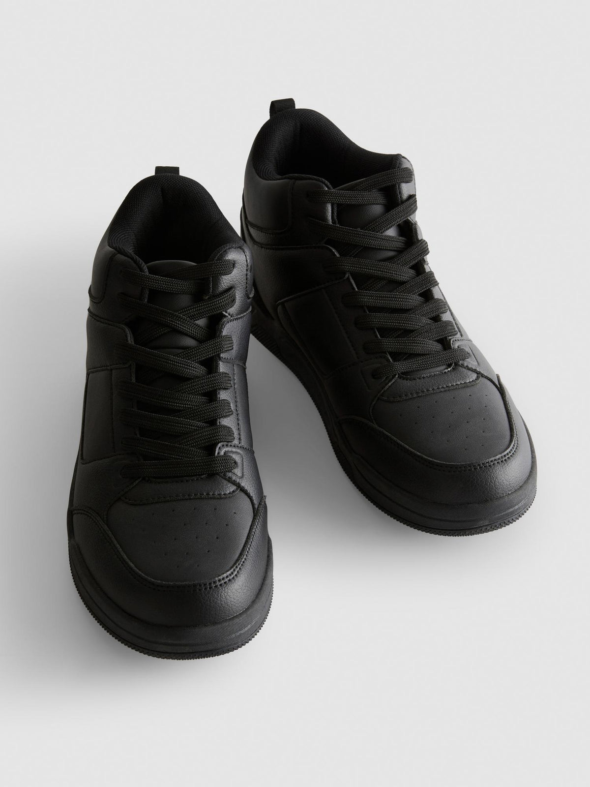 High-Top Lace-Up Trainers - Black