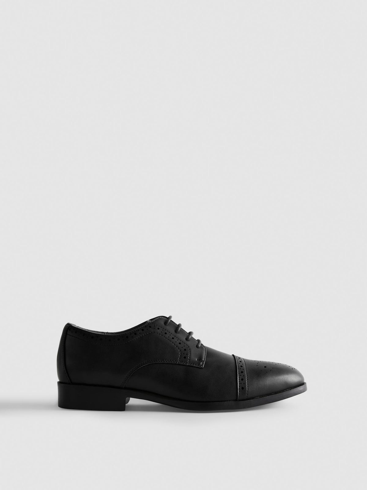 Brogue Lace-Up Derby Shoes - Black