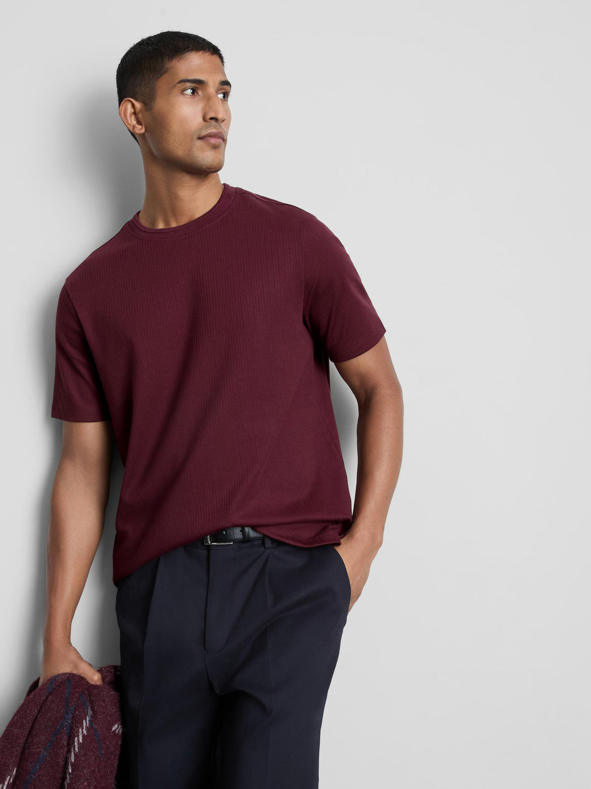 The Edit Ribbed Round Neck T-Shirt - Burgundy