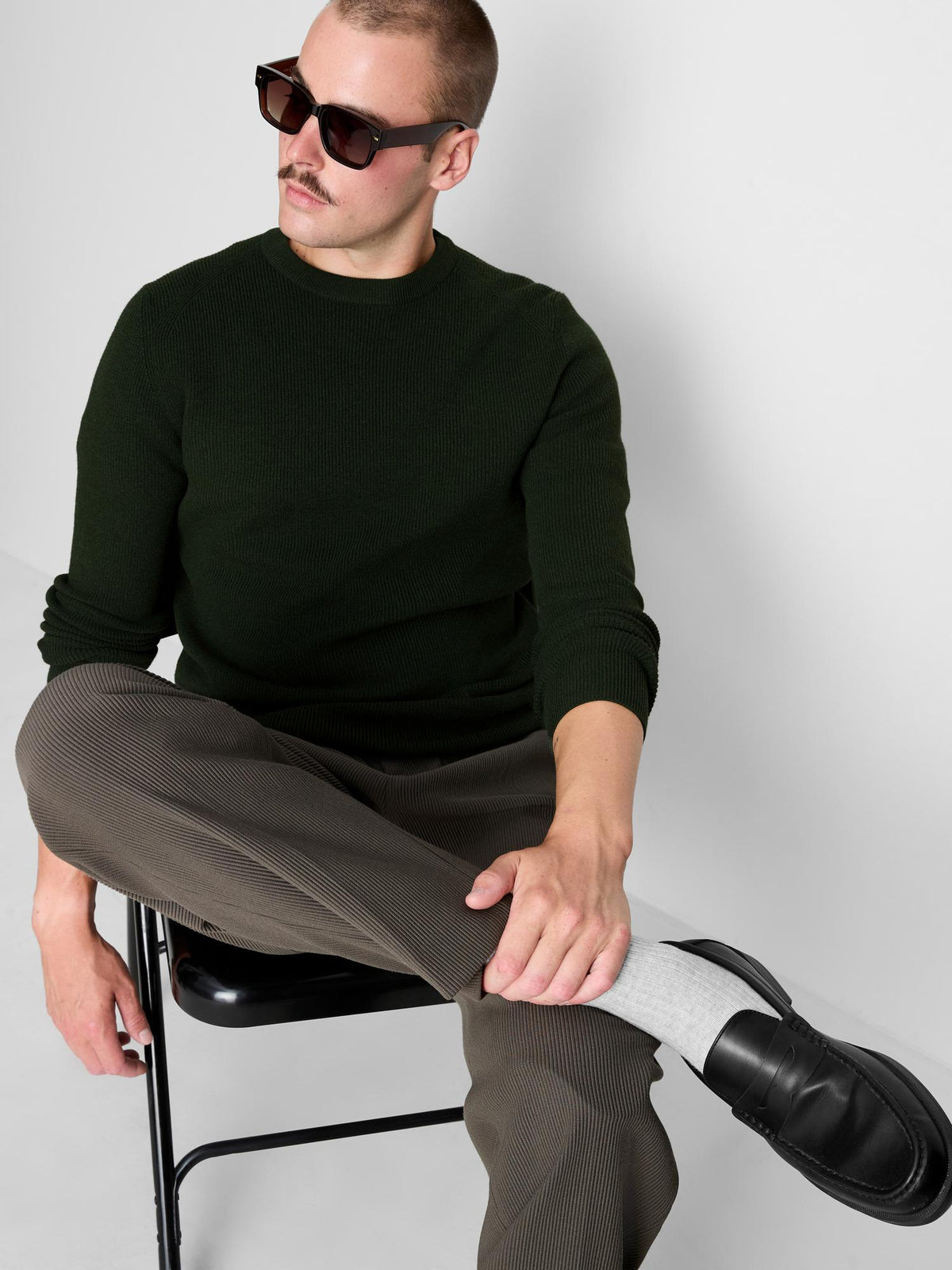 Ribbed Crew Neck Jumper - Dark Green