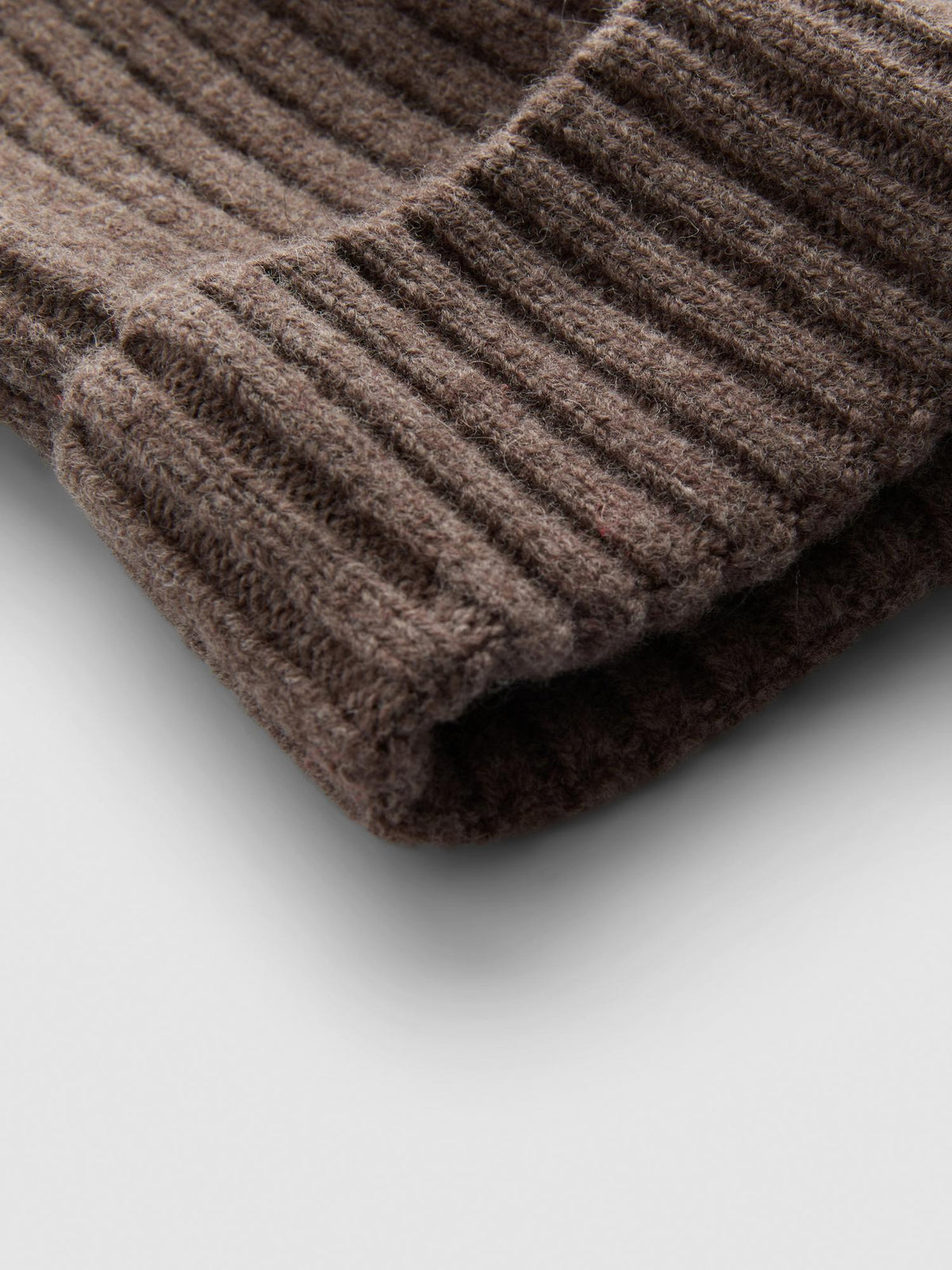 The Edit Pure Wool Beanie - Brown