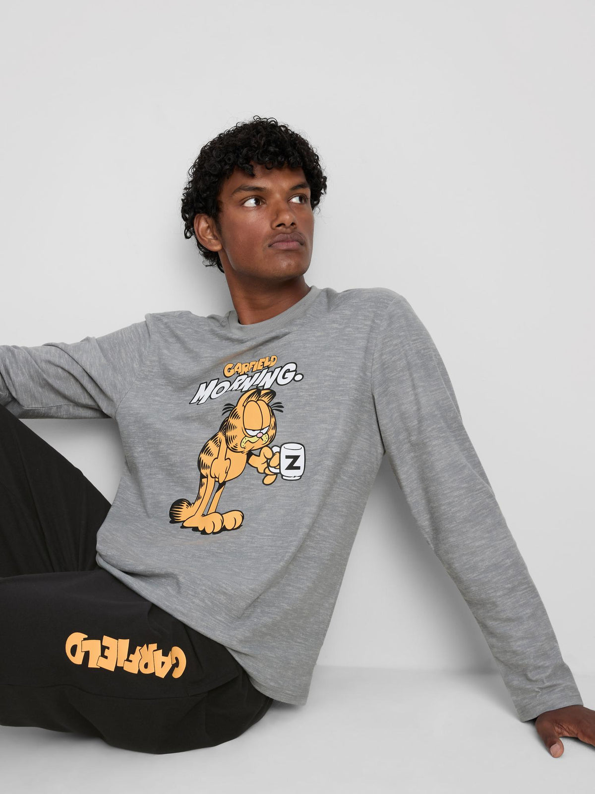 Garfield Graphic Pyjama Set - Grey