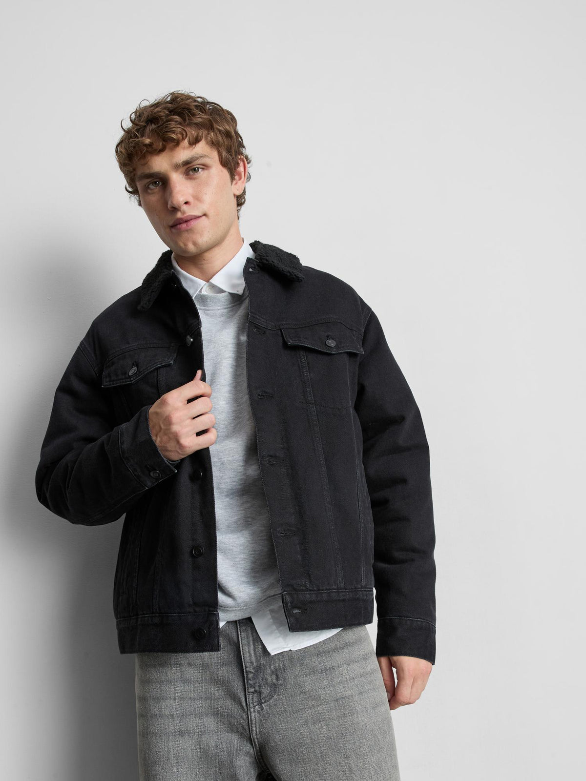 Borg Collar Denim Jacket - Black