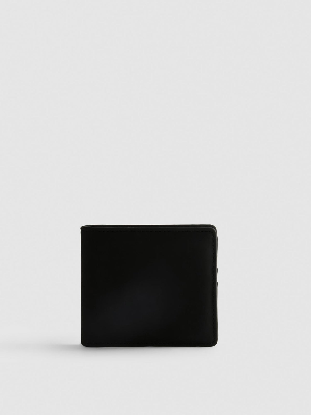 Classic Bifold Wallet - Black