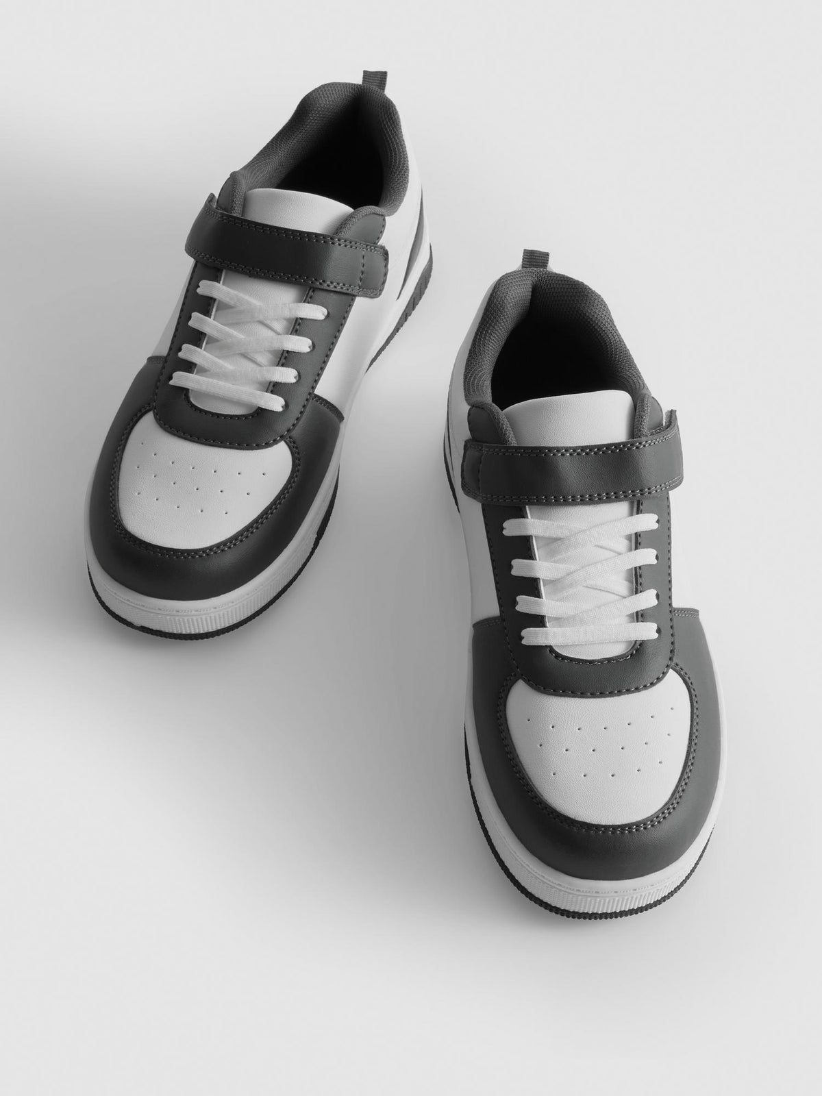 Low-Top Trainers - Multi
