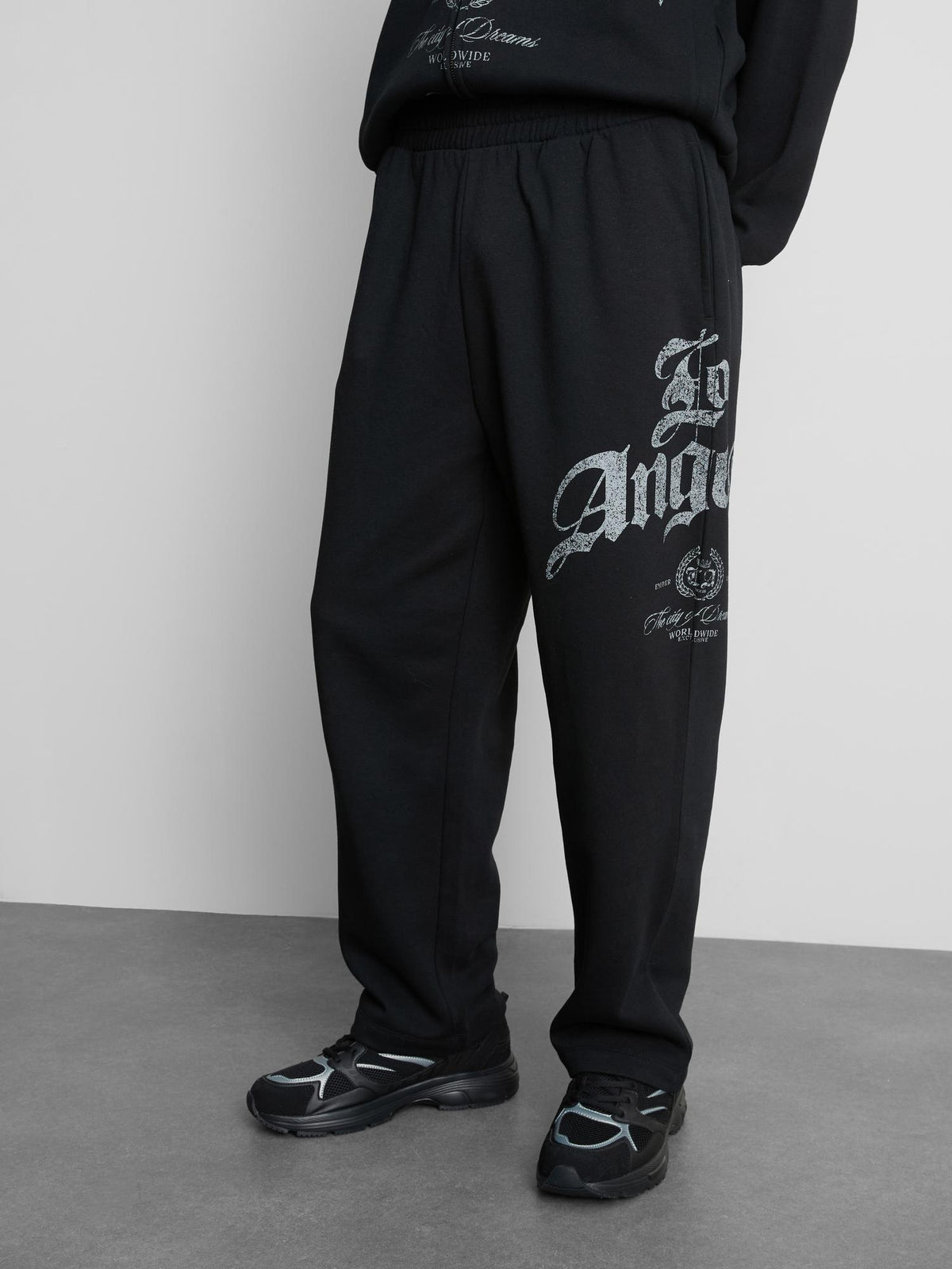 Los Angeles Graphic Wide Leg Joggers - Black