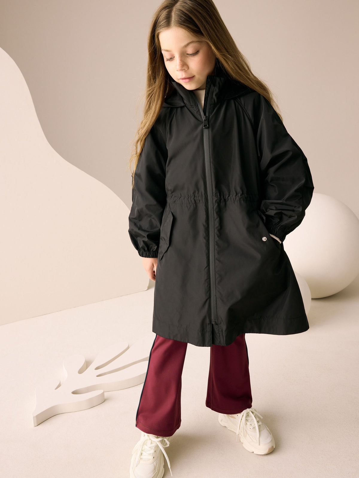 Black Shower Resistant Cagoule (5-14yrs)