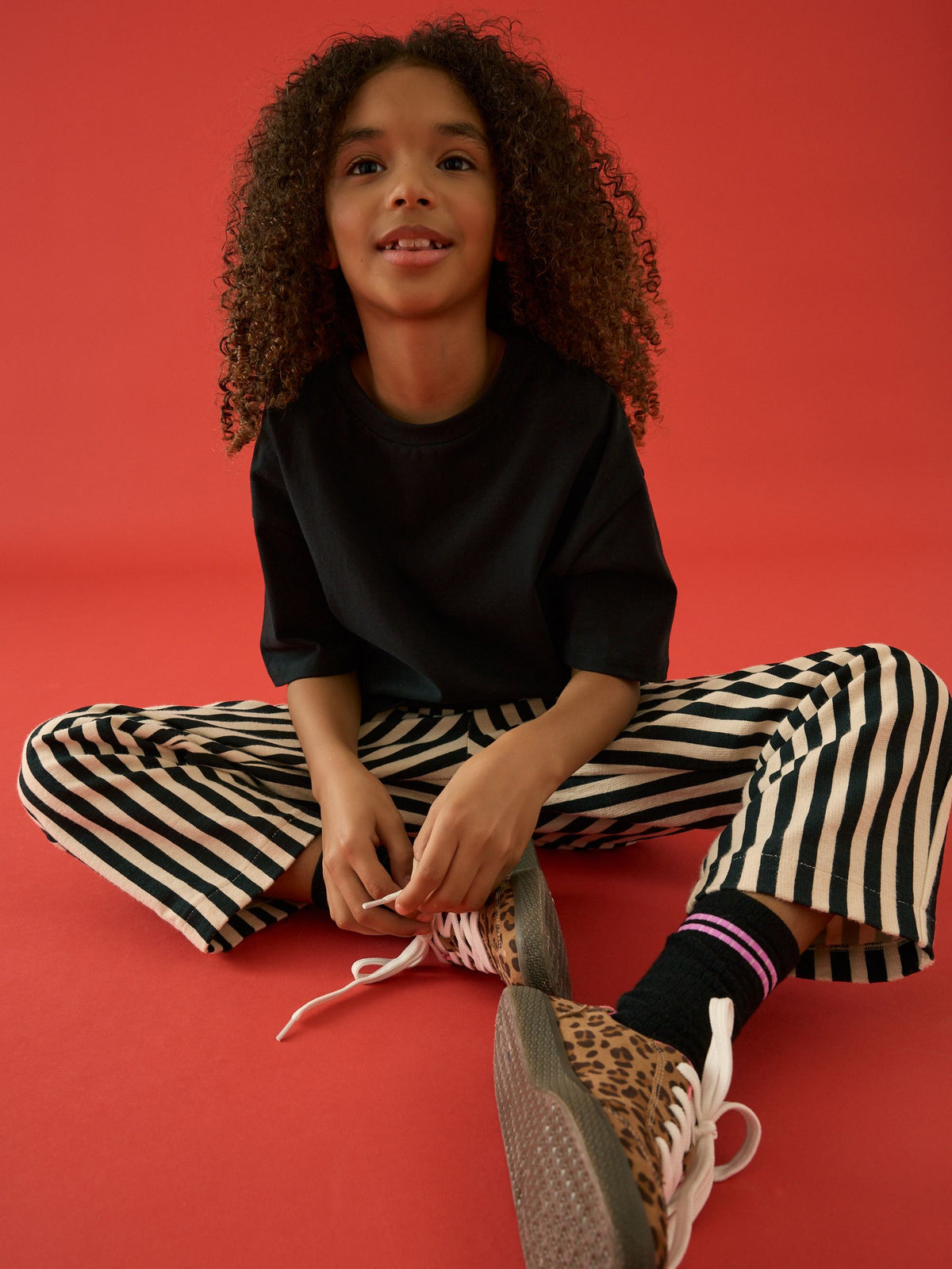 Black Oversized T-Shirt (3-16yrs)