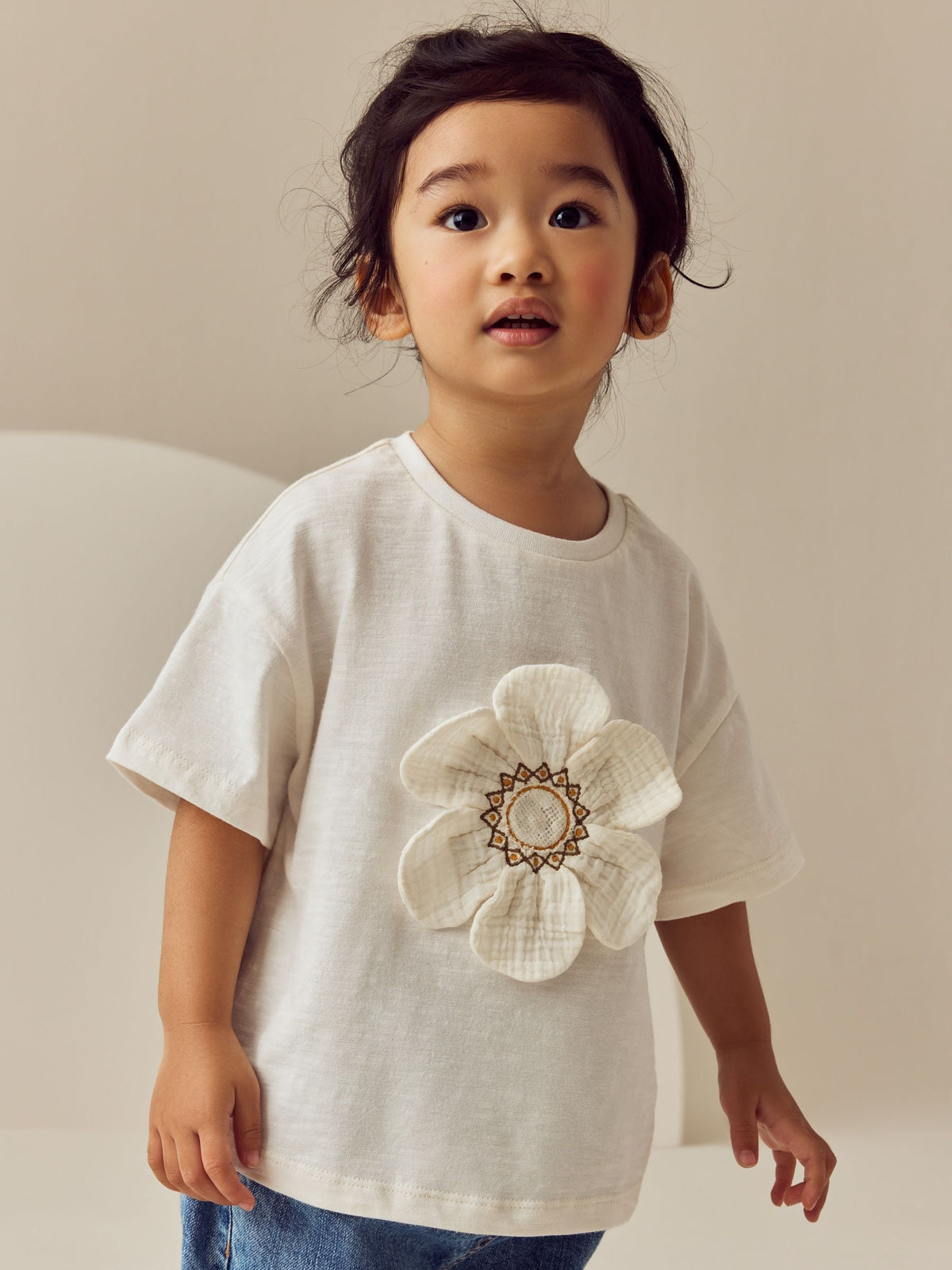 White Flower Short Sleeve 100% Cotton T-Shirt (3mths-7yrs)