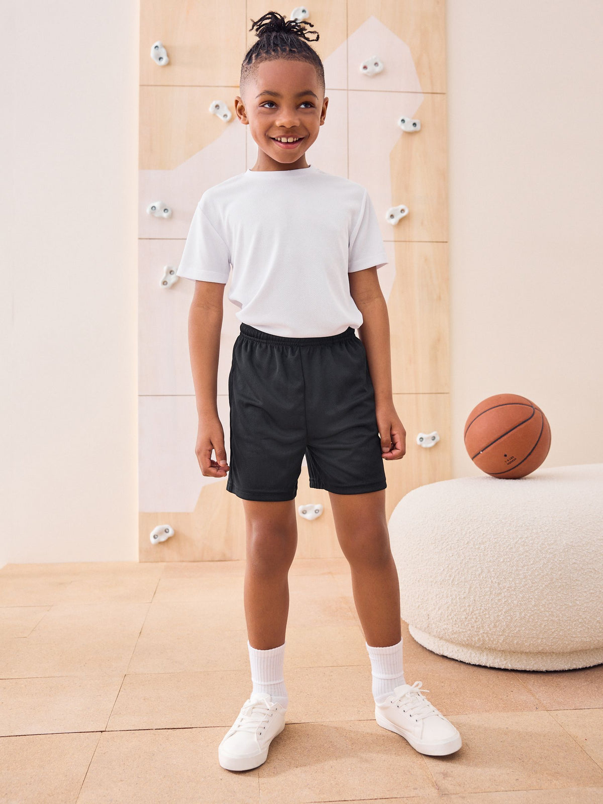 Black Single Sports Shorts (3-16yrs)
