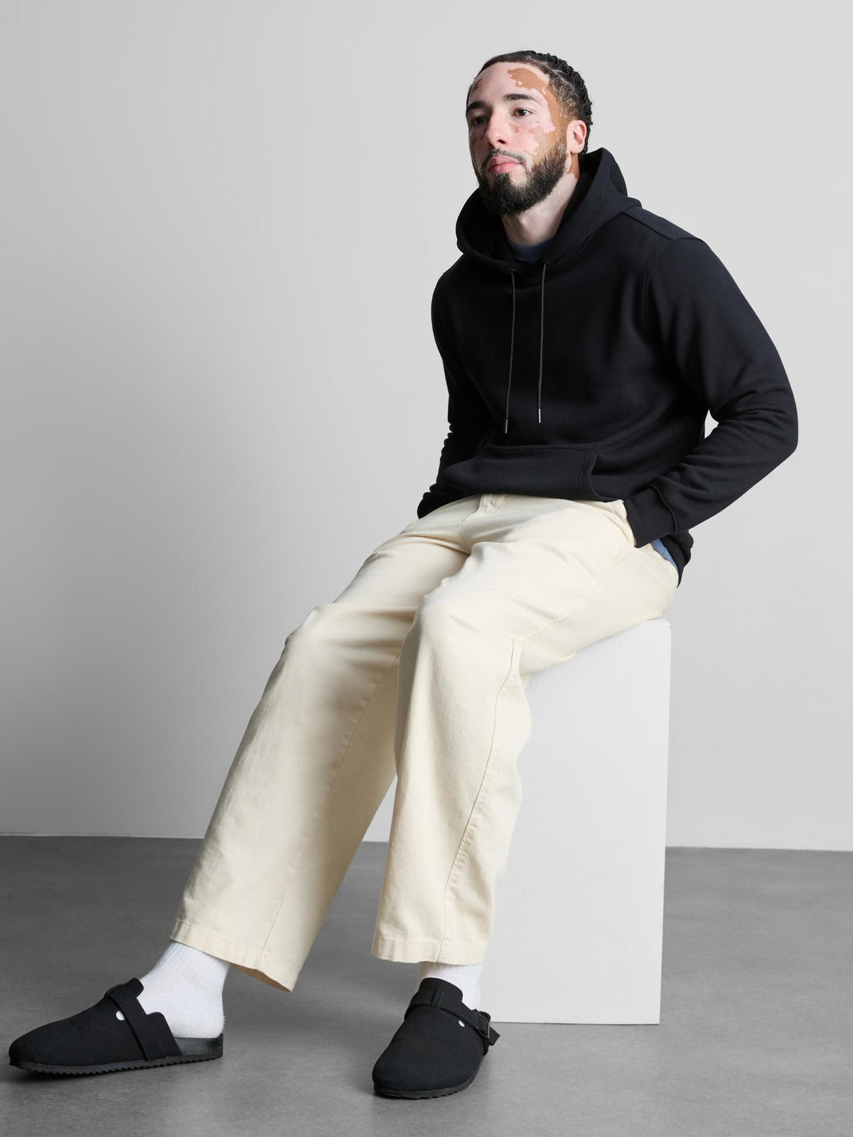 Cotton Blend Pullover Hoodie - Black