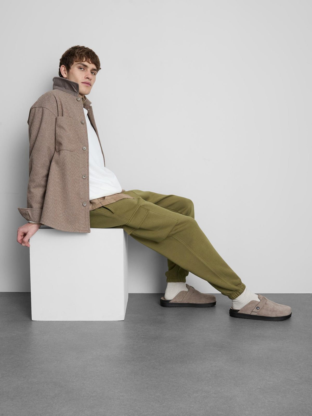 Cuffed Cargo Joggers - Khaki