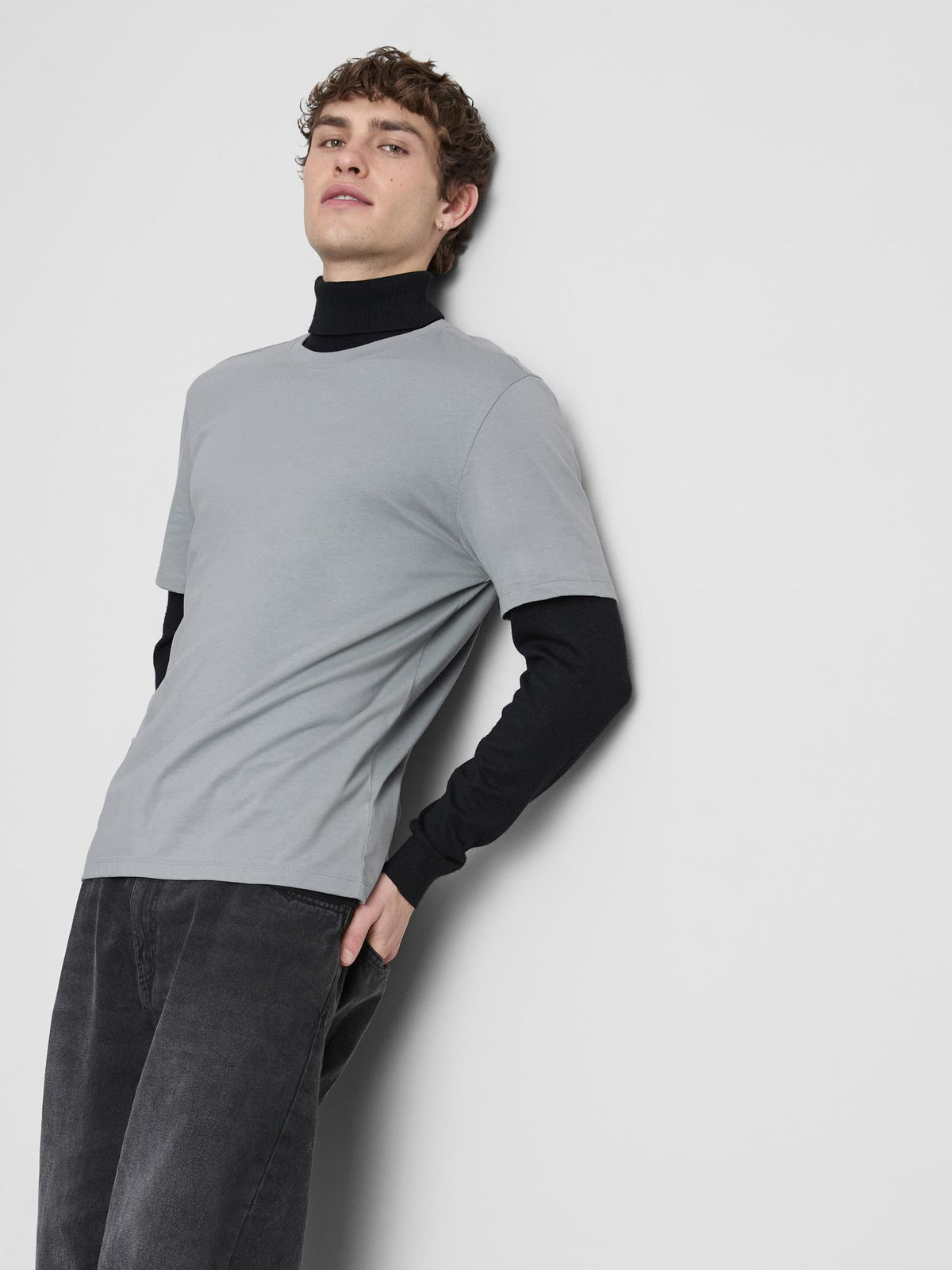 Regular Fit Essential T-Shirt - Grey