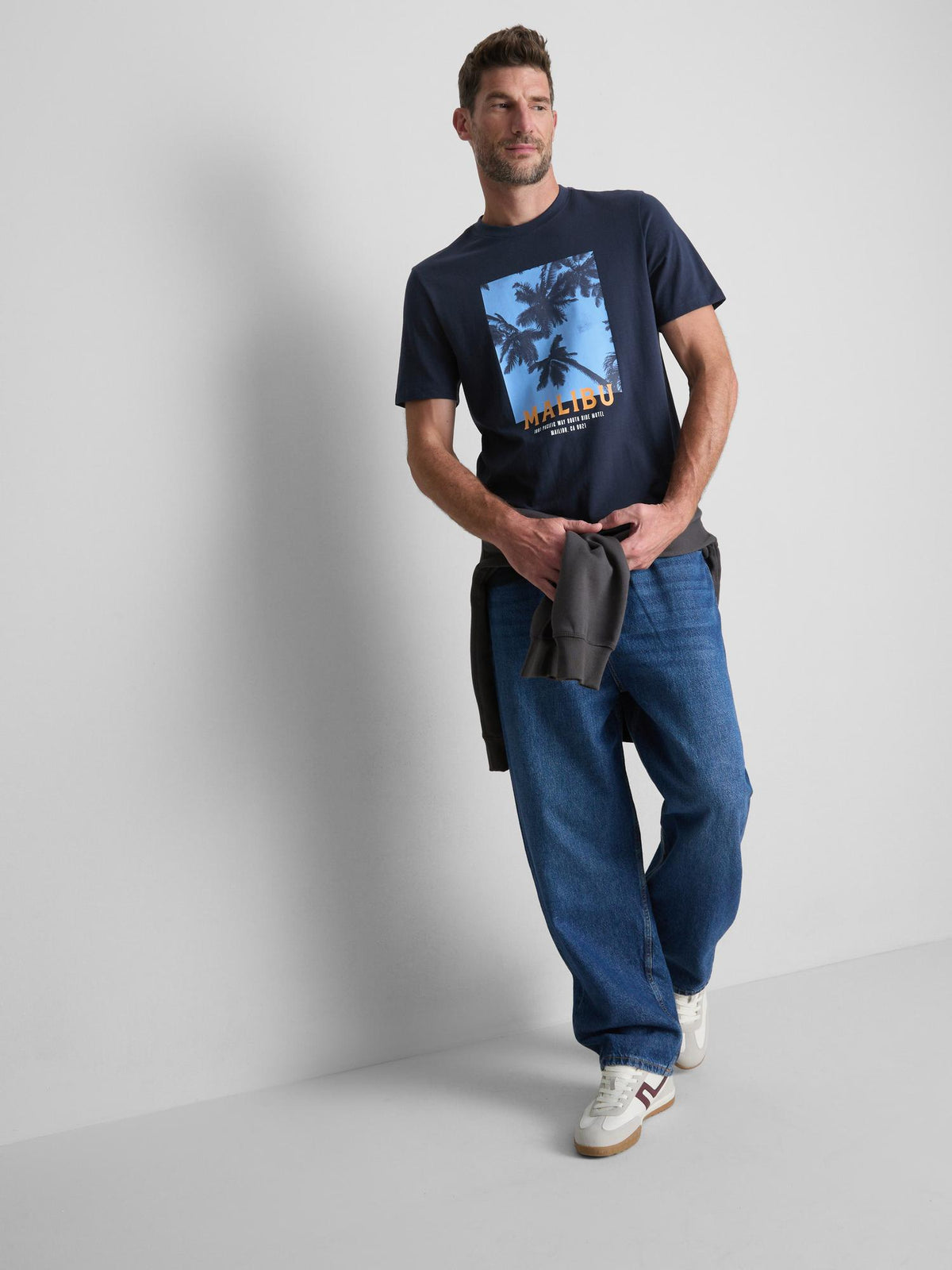 Malibu Graphic T-Shirt - Navy