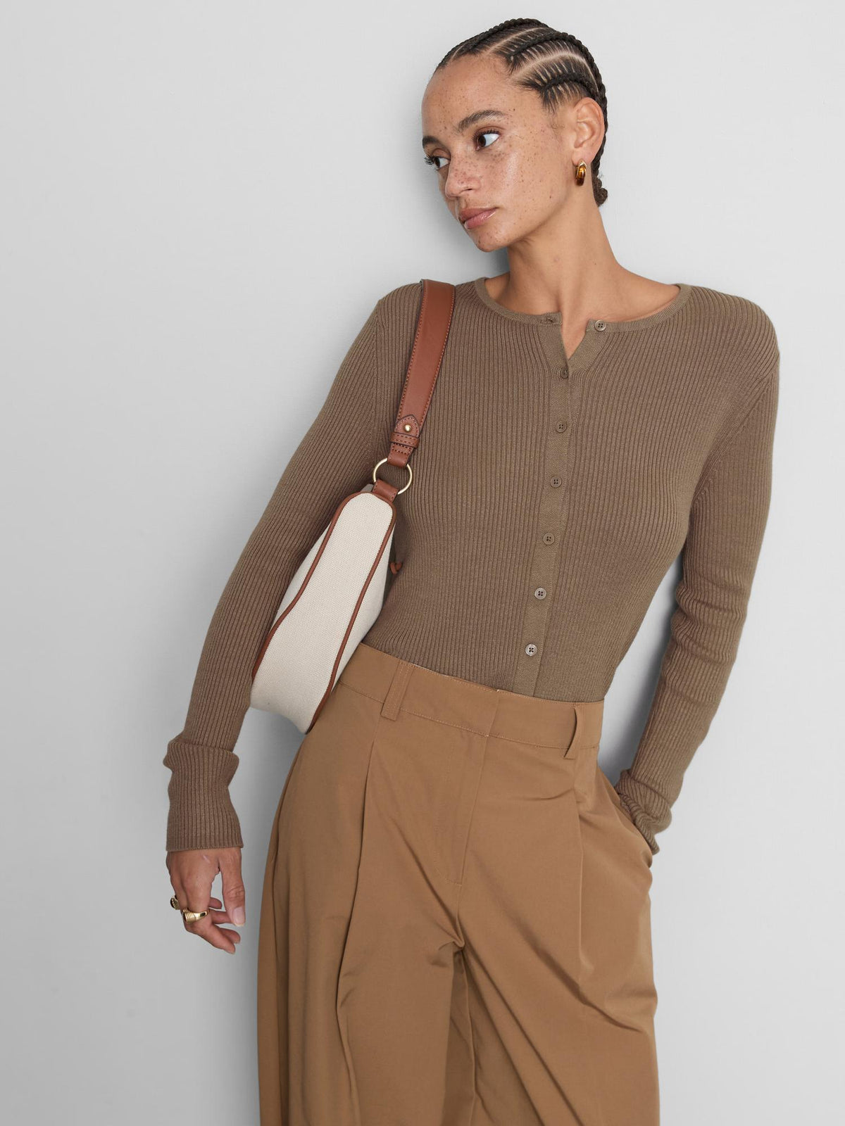Ribbed Round Neck Cardigan - Brown