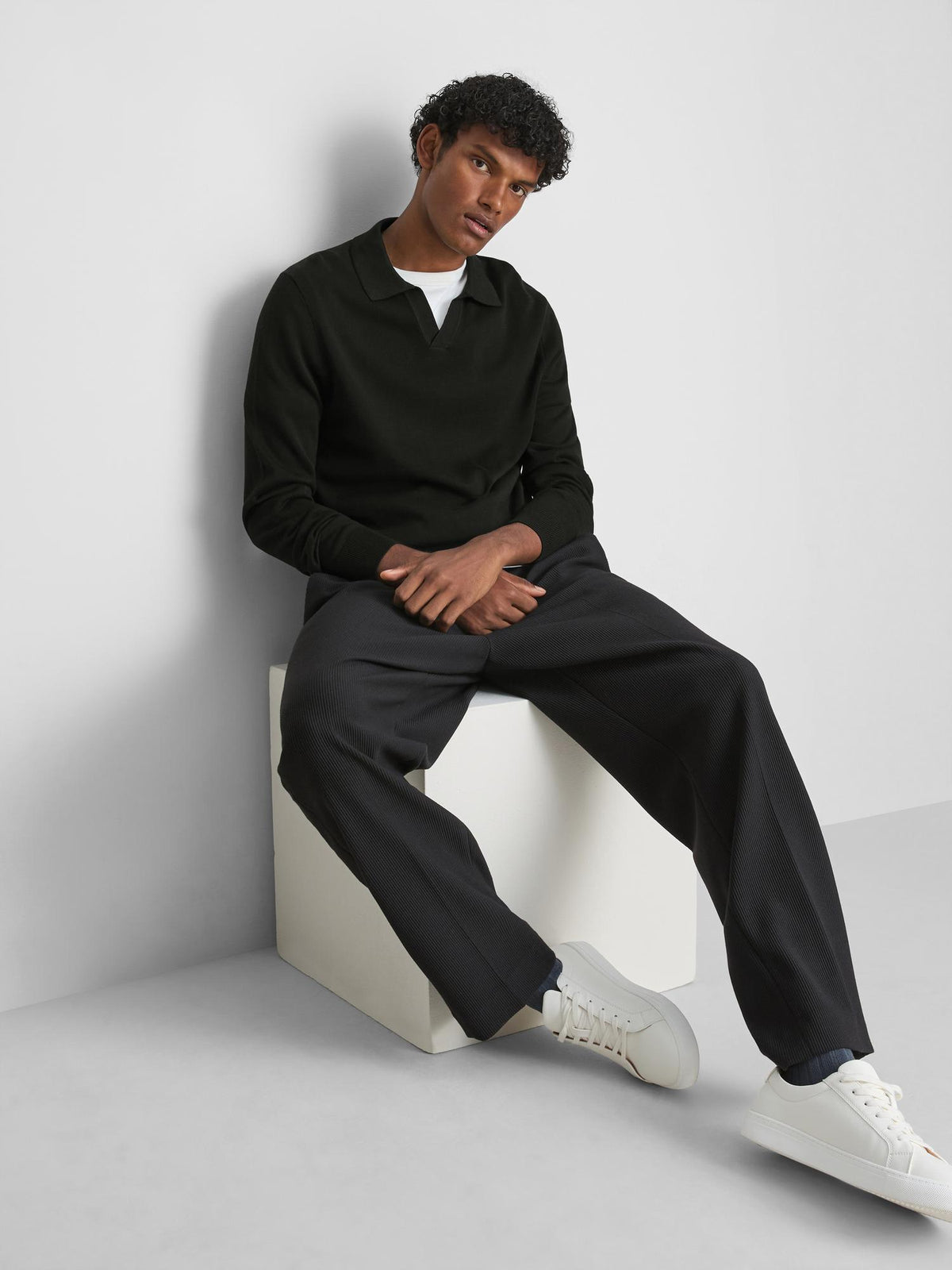 Knitted Long Sleeve Polo Shirt - Black