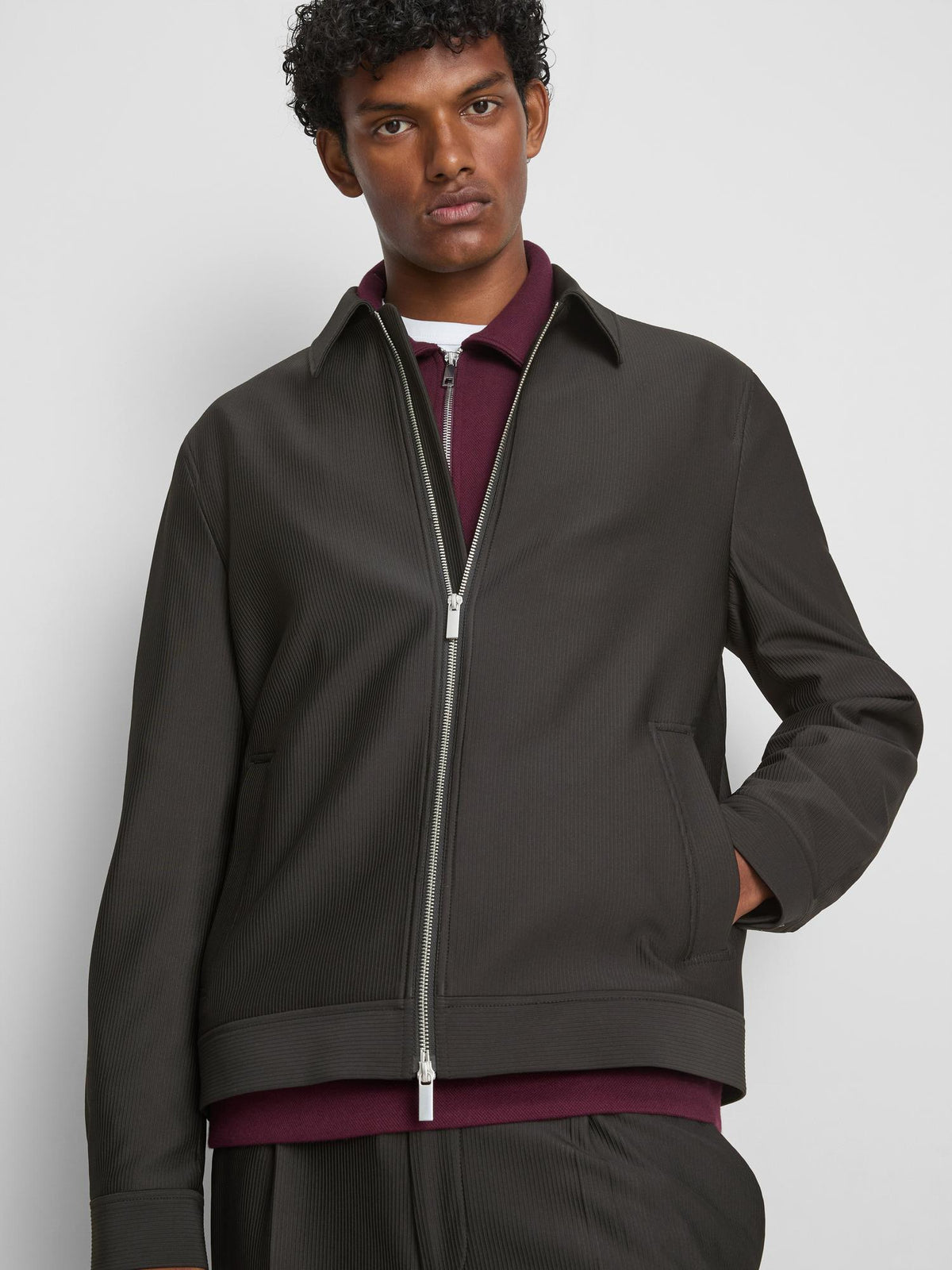 The Edit Regular Fit Plissé Zip Jacket - Black