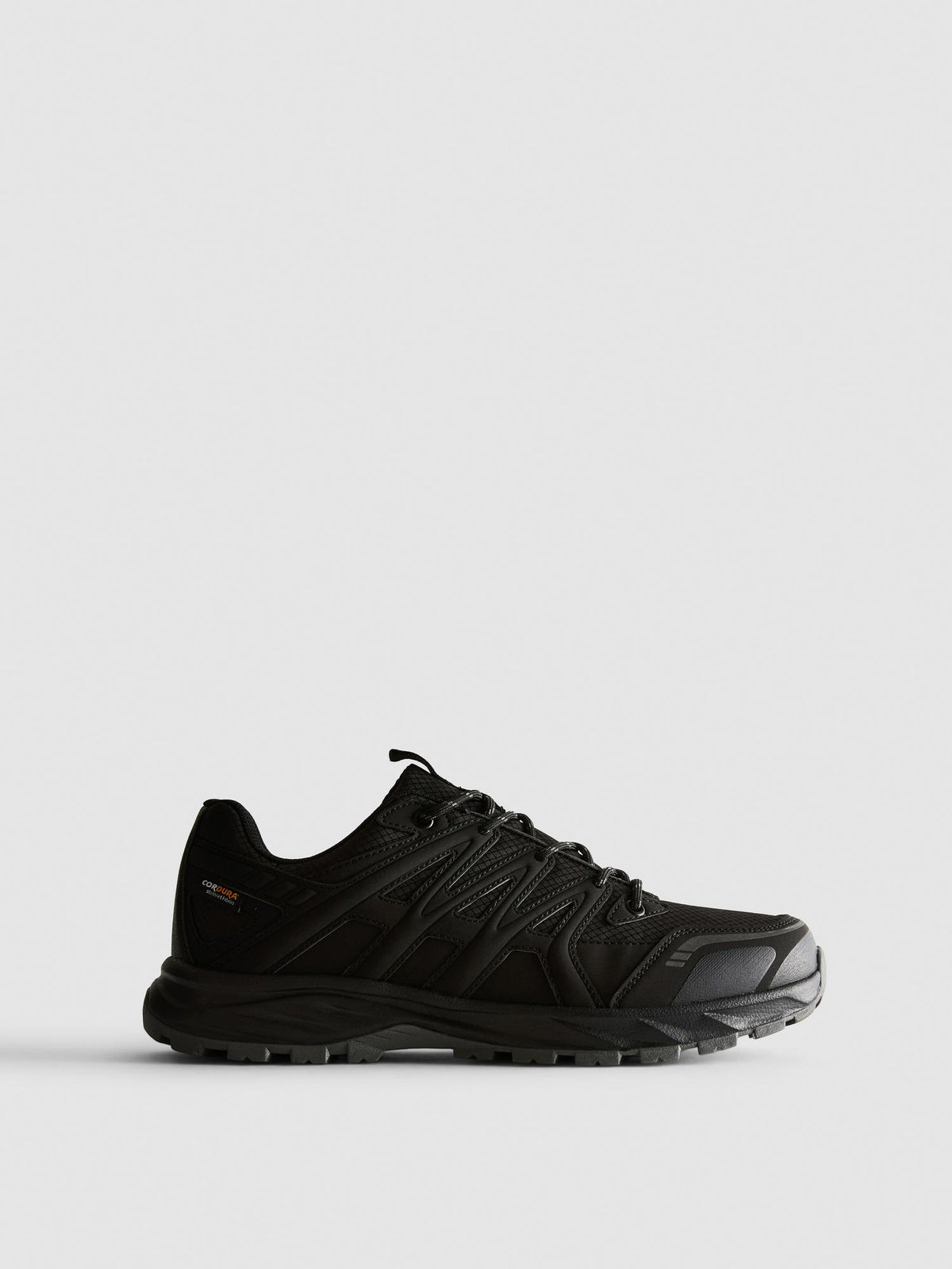 Panelled Hiking Trainers - Black