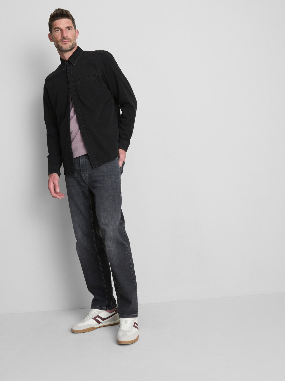 Long Sleeve Button-Up Denim Shirt - Black