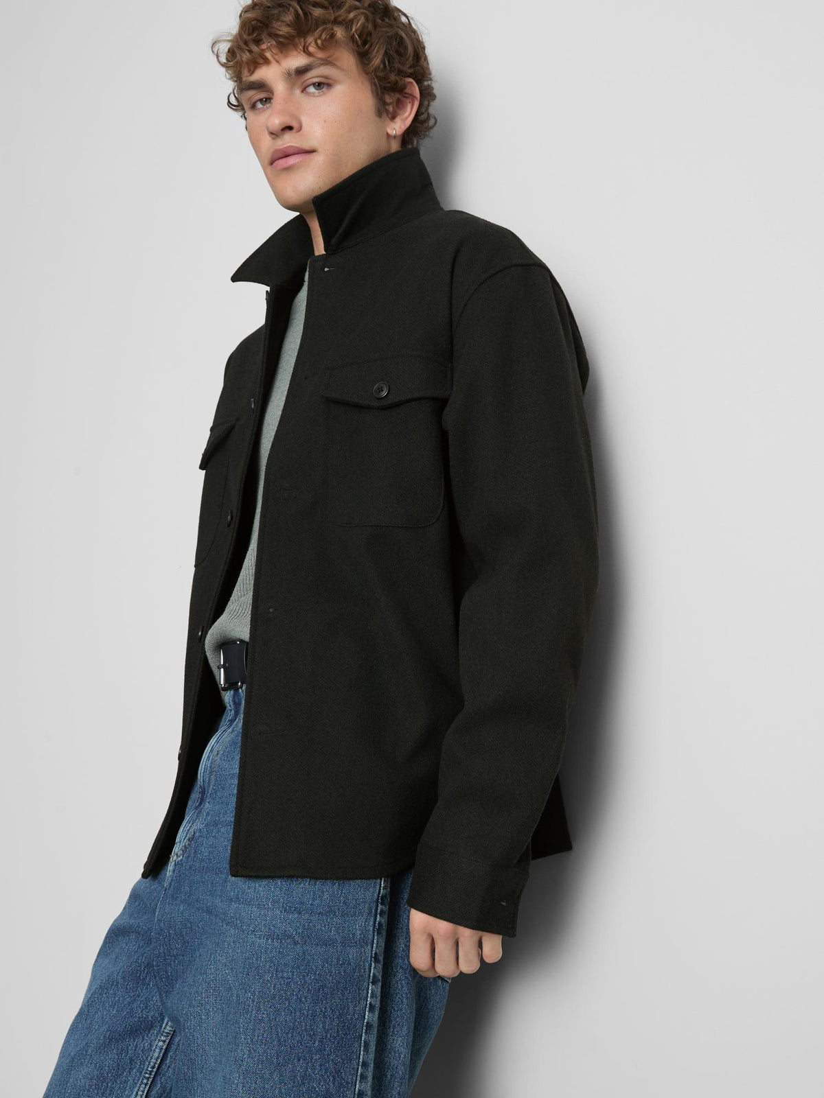 Button-Down Twill Overshirt With Chest Pockets - Olive