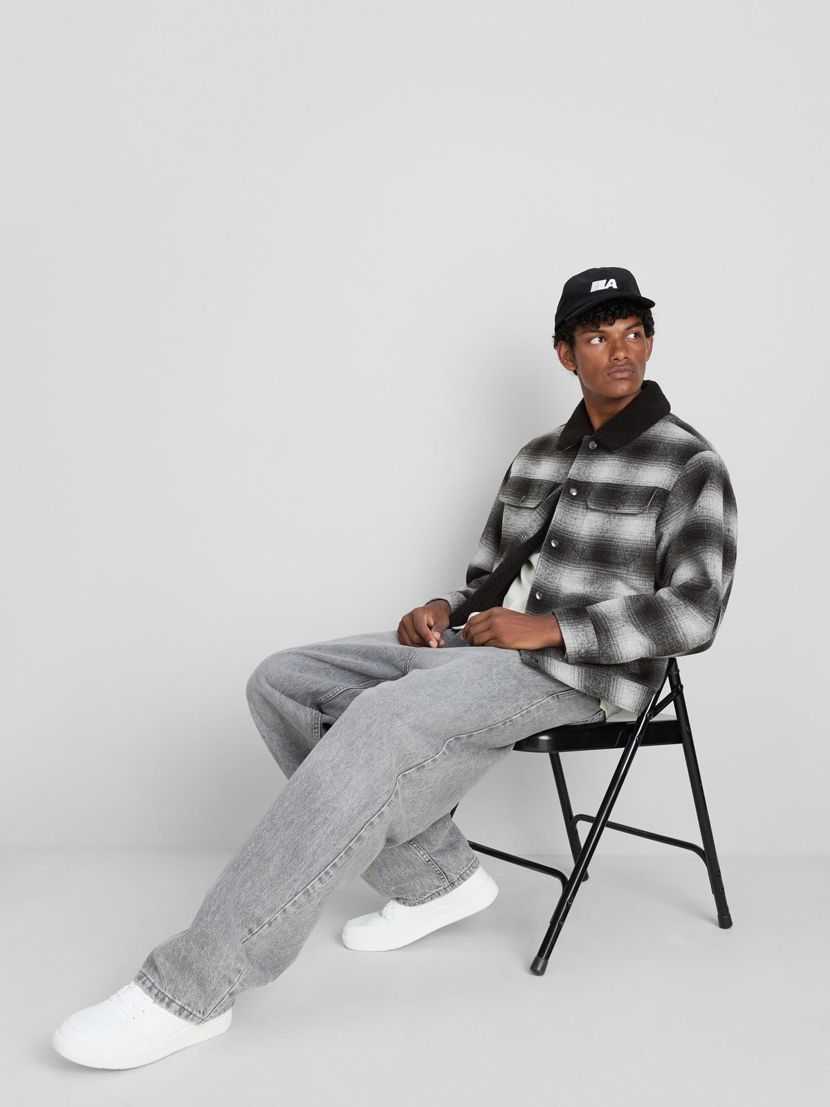 Sherpa Collar Check Trucker Jacket - Black/White