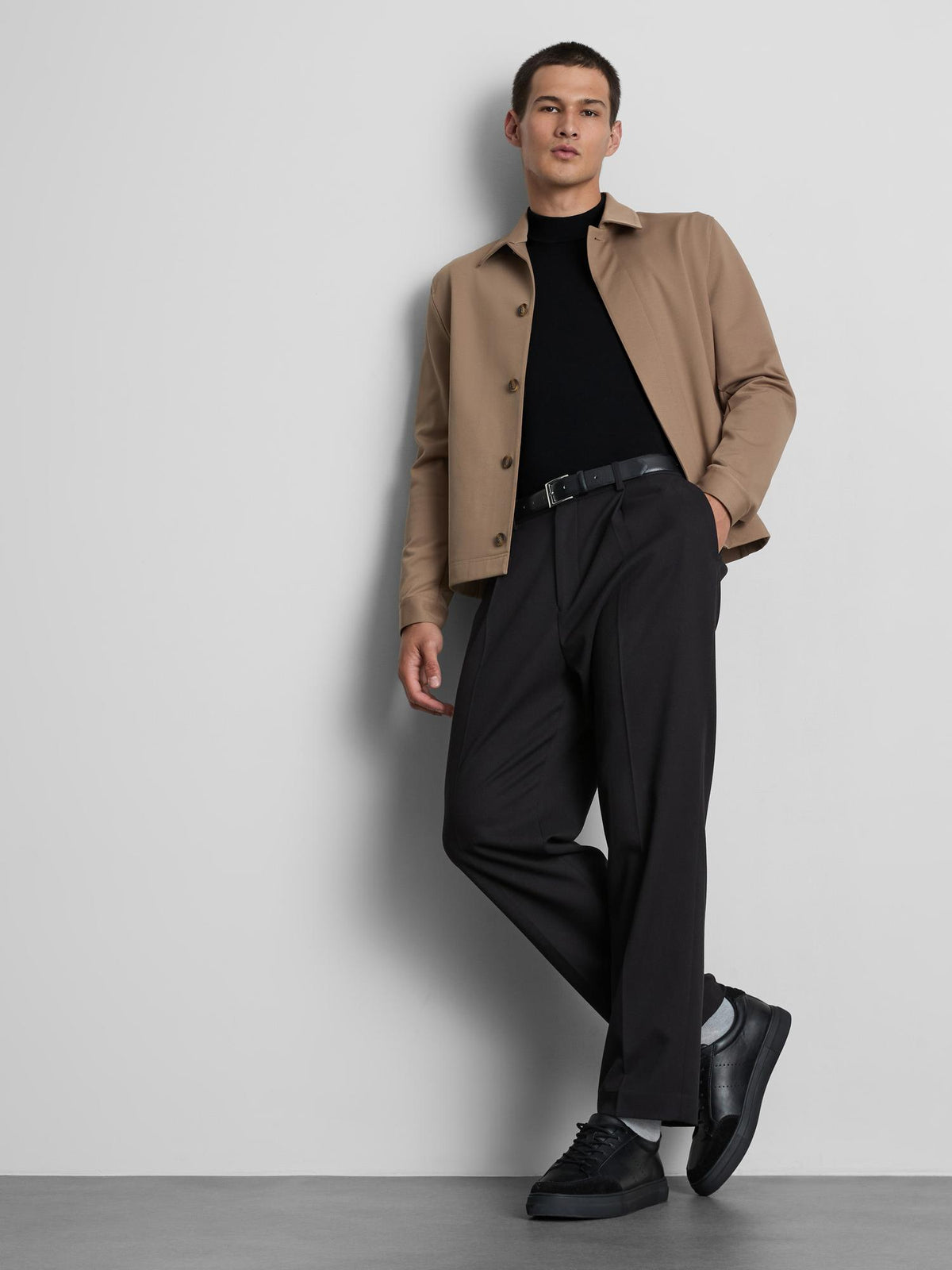 Crew Neck Knit Jumper - Black