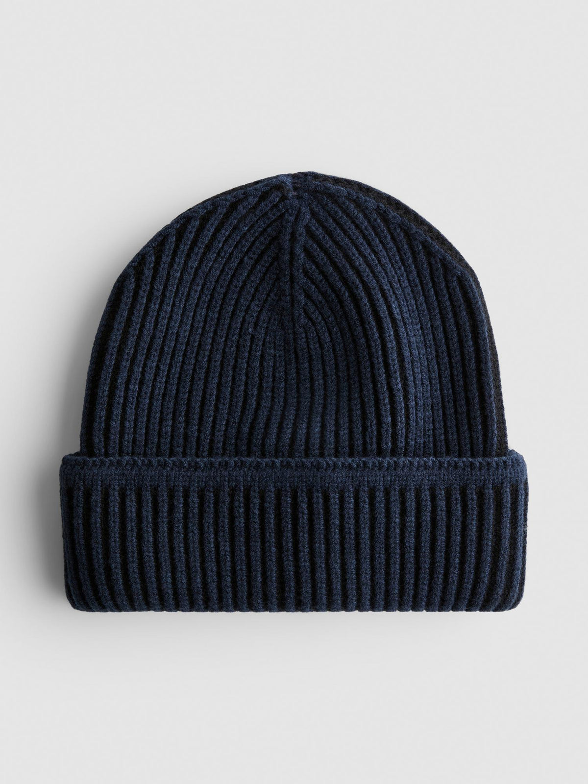 The Edit Ribbed Beanie Hat - Navy
