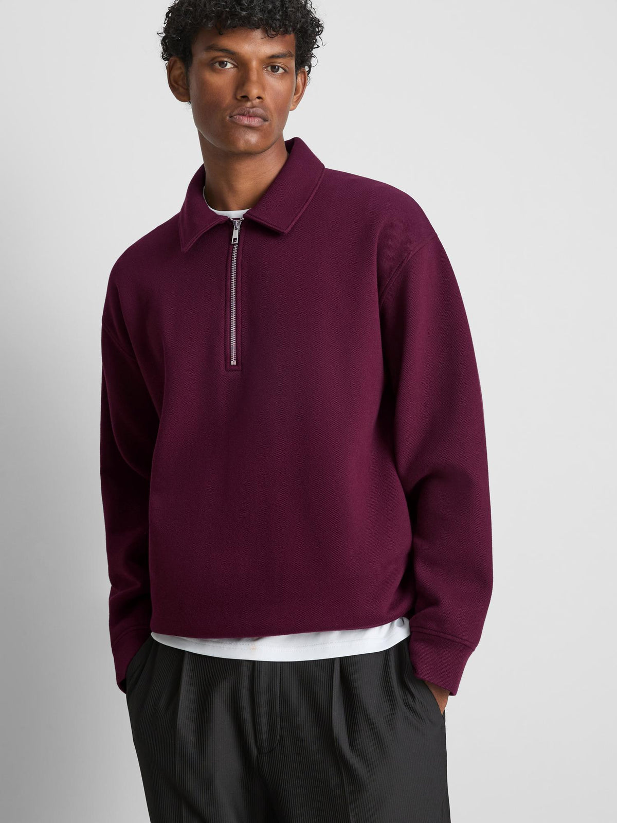 The Edit Quarter Zip Sweatshirt - Burgundy