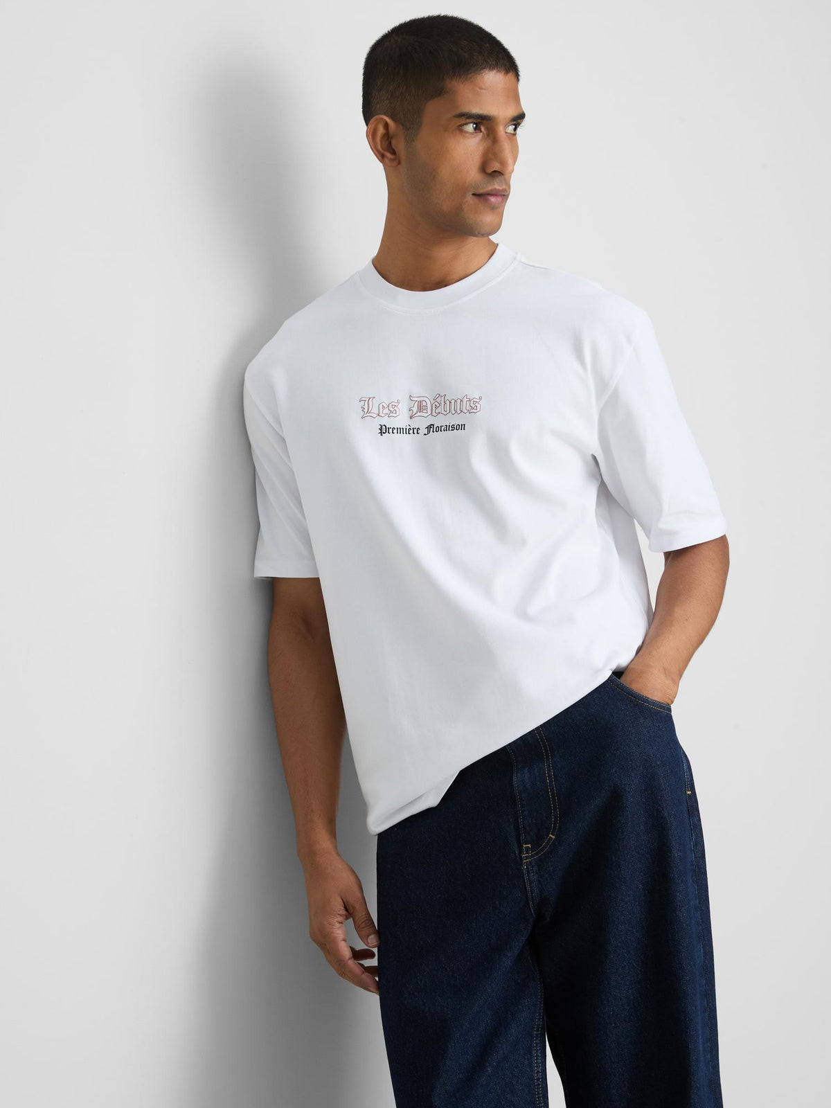 Pure Cotton Les Débuts Graphic T-Shirt - White